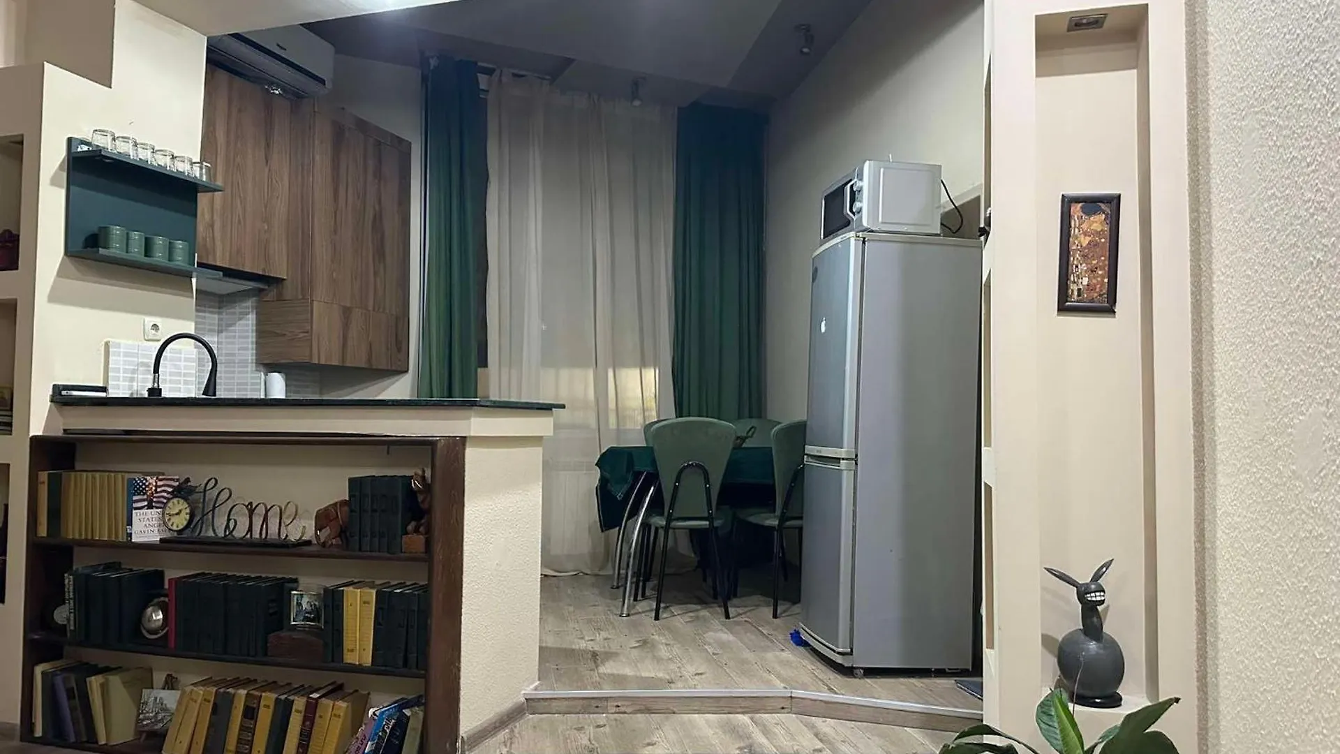Tini'S Cozy Home Тбилиси